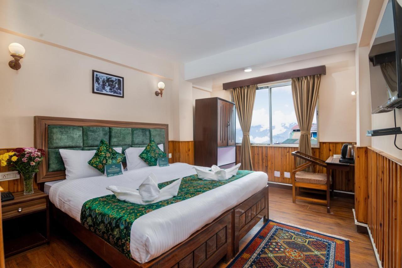 Muscatel Roma - 400 Mts From Mall Road ดาร์จีลิง ภายนอก รูปภาพ